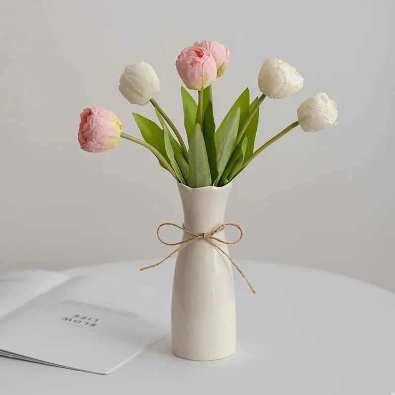 Minimalist White Ceramic Vase - Nordic Home Decor